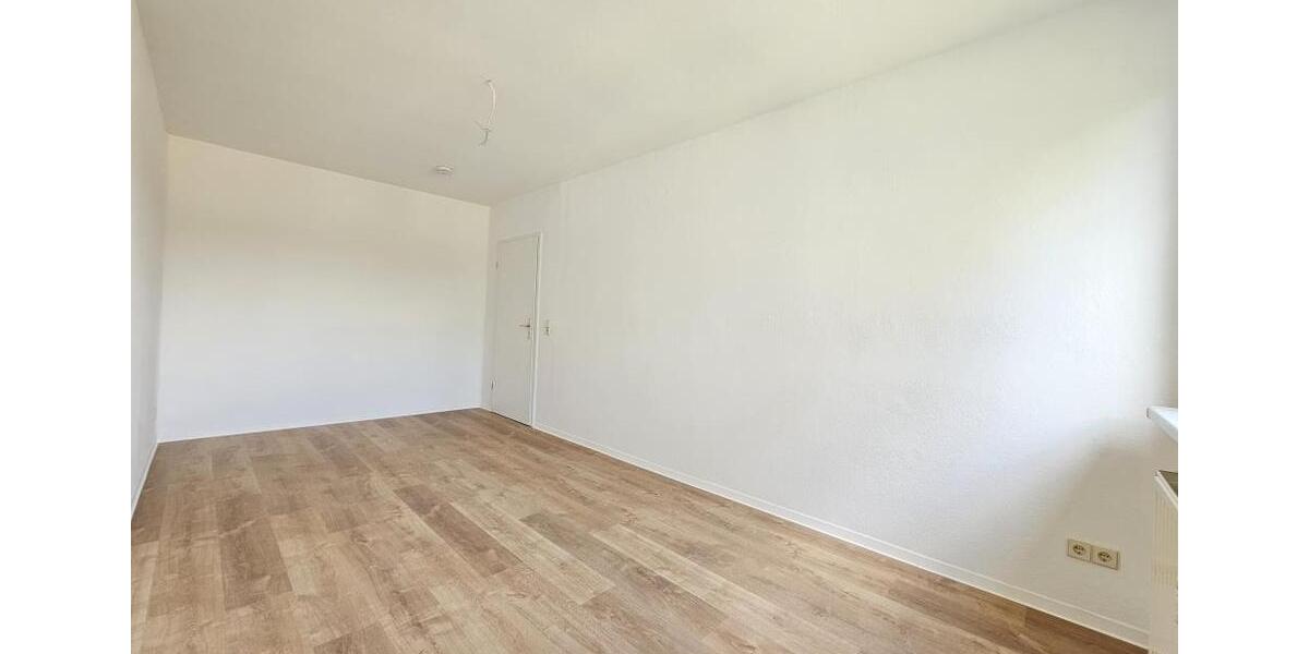 Dachgeschoßwohnung Aue-Bad Schlema Bad Schlema - 3 Zimmer, 84 m&sup2;, 260&euro; | Angebot:26251360