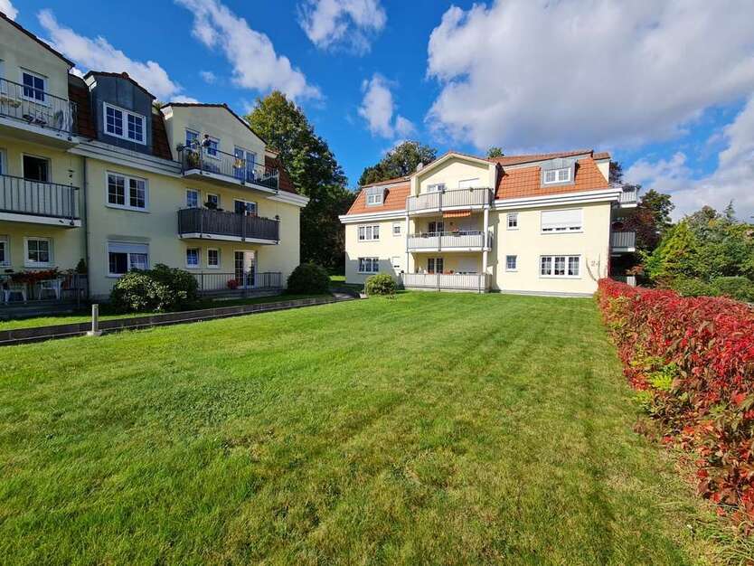 Wohnung zum Mieten in Meerane 400 € 62.37 m²
