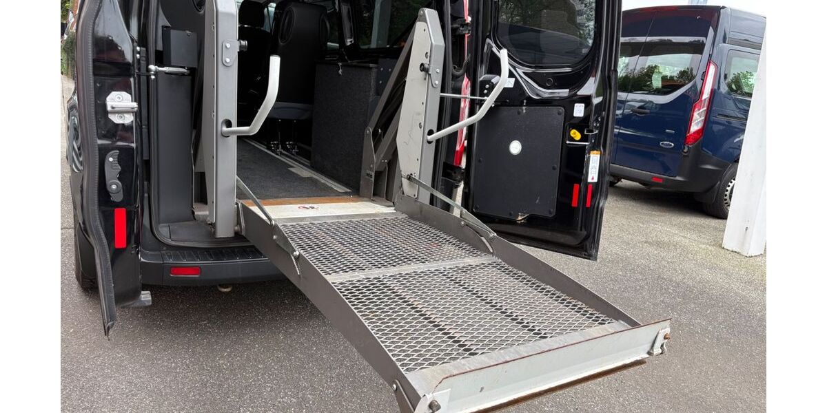 Ford Transit 118.800 km 24.990 &euro; Lübeck 23560