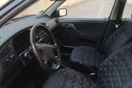 VW Golf 180.000 km 2.500 &euro; Passau 94036