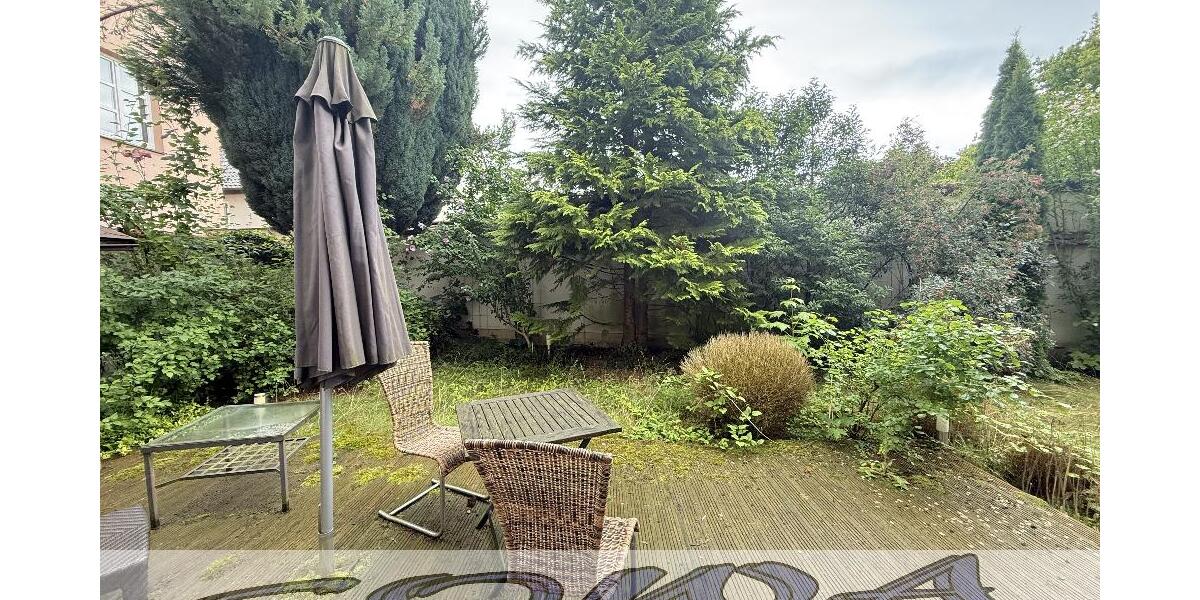 Attraktives Mehrfamilienhaus mit 5 Wohneinheiten, zwei Garagen und Garten in zentraler Lage in Neuburg - Ein Objekt von Ihrem Immobilienpartner SOWA Immobilien und Finanzen - Mehrfamilienhaus, Wohnhaus Neuburg an der Donau | Angebot:26299733