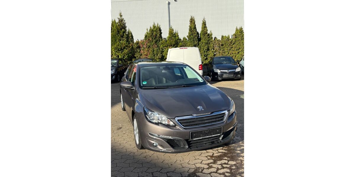 Peugeot 308 217.284 km 4.999 € Polch 56751