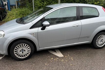 Fiat Punto 90.320 km 2.390 &euro; Neubiberg 85579