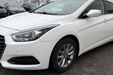 Hyundai i40 178.987 km 7.500 &euro; Graben Neudorf 76676