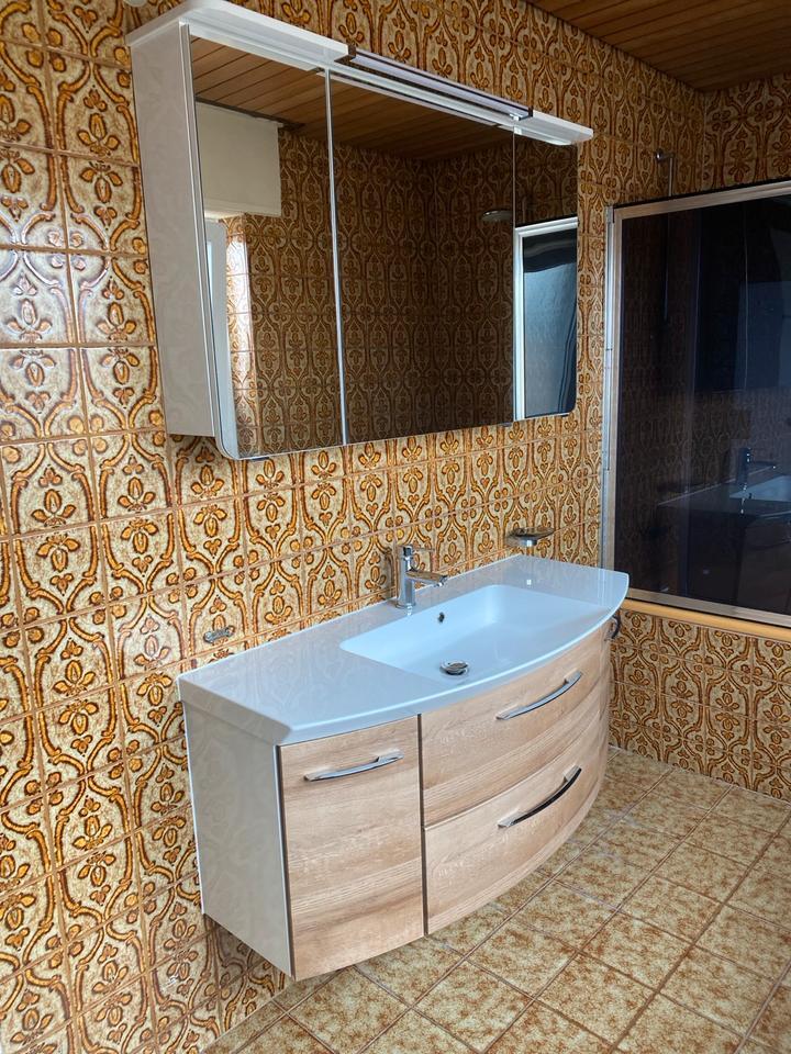 Lichtdurchflute 2-Zimmerwohnung frisch renoviert Schorndorf zimmer