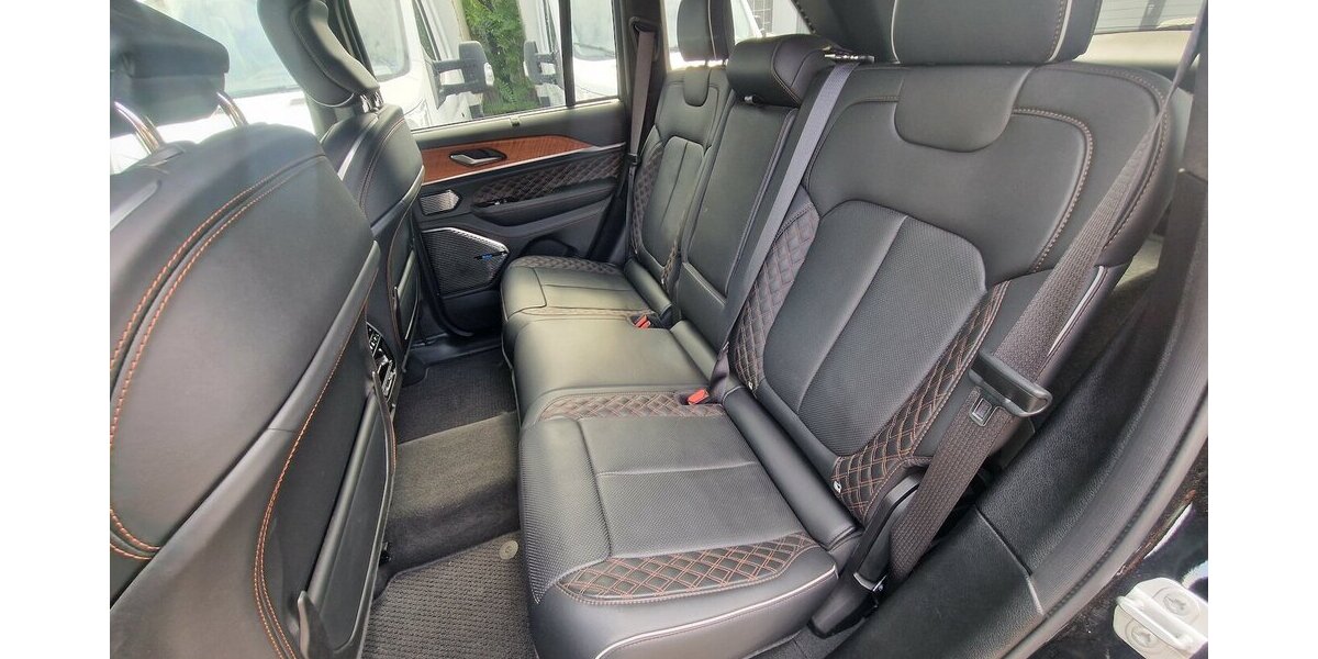 Jeep Grand Cherokee Summit Reserve Plug-In-Hybrid 4xe 30.000 km 61.799 &euro; Landau 76829