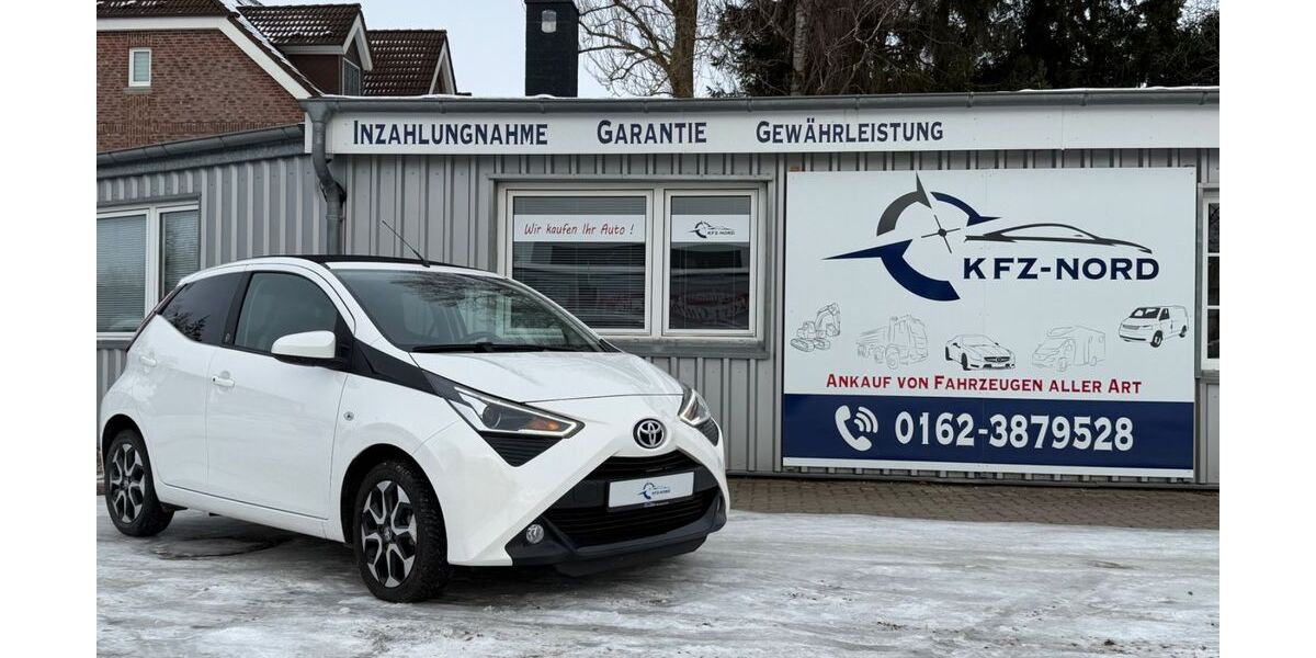 Toyota Aygo (X) 14.000 km 11.490 &euro; Neumünster 24536