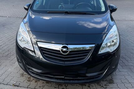 Opel Meriva 224.000 km 2.500 &euro; Lübeck 23556