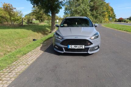 Ford Focus 183.000 km 11.500 € Eiterfeld 36132