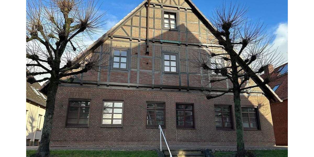 Kernsanierte 3 Zi.-Wohnung mit Garten direkt auf dem Deich! 3 zimmer