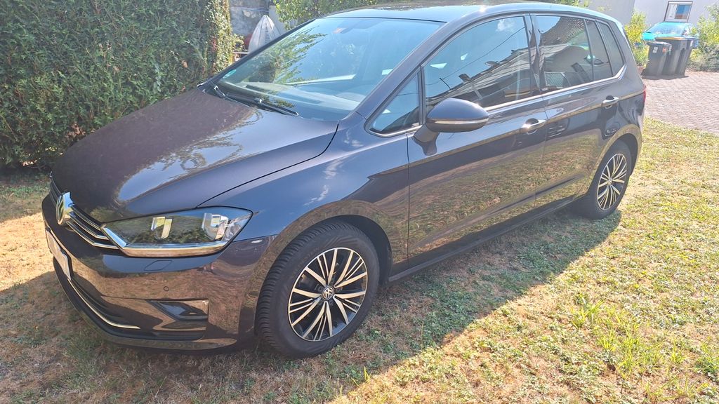 VW Golf Sportsvan 97.500 km 12.990 &euro; Saarbrücken 66131