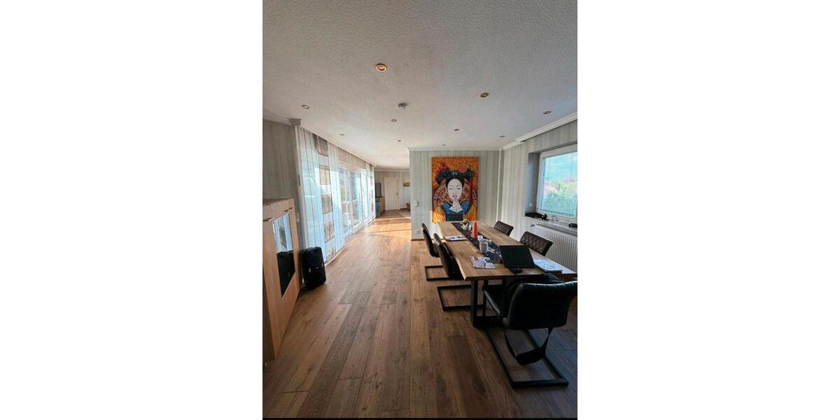 Villa Eschwege - 8 Zimmer, 300 m&sup2;, 675.000&euro; | Angebot:26404791