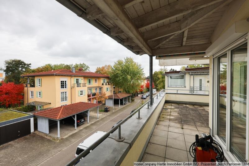Etagenwohnung Freiburg im Breisgau Haslach - 4 Zimmer, 126 m&sup2;, 1.850&euro; | Angebot:25784996