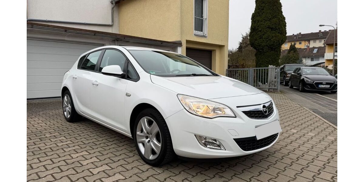 Opel Astra 119.000 km 3.100 &euro; Nürnberg 90439