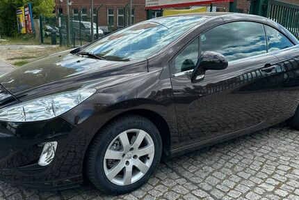 Peugeot 308 116.000 km 5.700 € Berlin-Spandau 13585