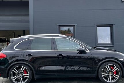Porsche Cayenne 215.000 km 27.900 &euro; Waldbronn 76337