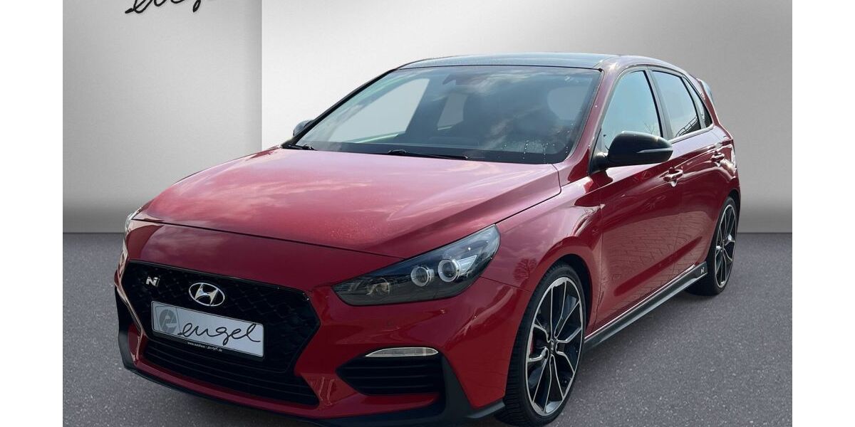 Hyundai i30 33.999 km 23.989 &euro; Wunsiedel 95632