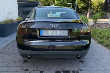 Audi A4 183.000 km 3.000 &euro; Paderborn 33106
