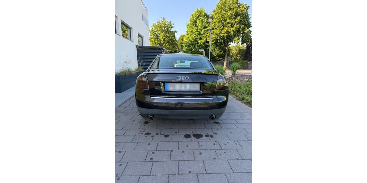 Audi A4 183.000 km 3.100 &euro; Paderborn 33106