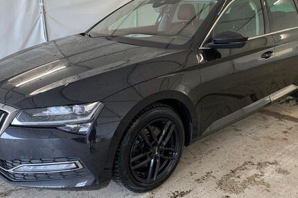 Skoda Superb 135.798 km 21.950 &euro; Steinbach-Hallenberg OT Herges-Hallenberg 98587