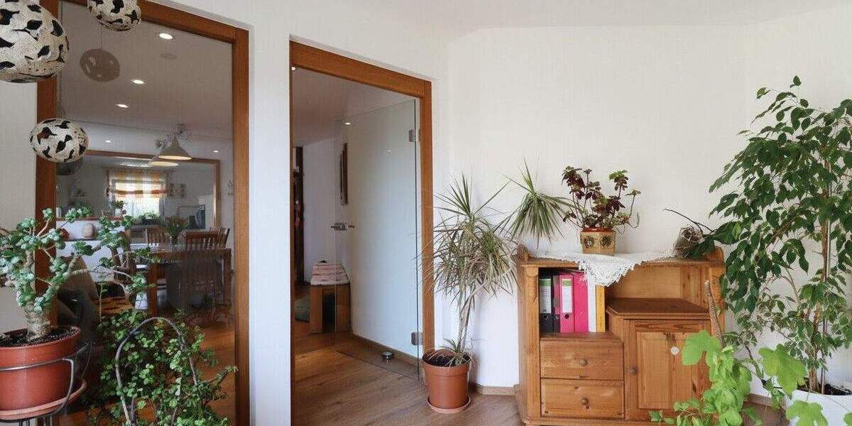 Einfamilienhaus Satteldorf / Gröningen Gröningen - 6 Zimmer, 170 m&sup2;, 459.000&euro; | Angebot:25897584