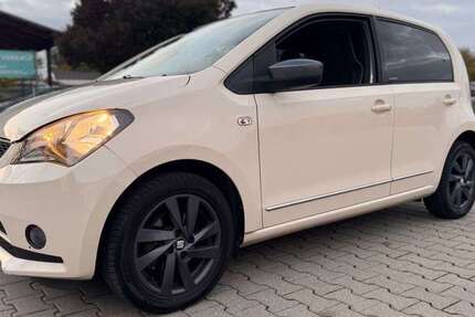 Seat Mii 87.000 km 5.999 &euro; München 81825