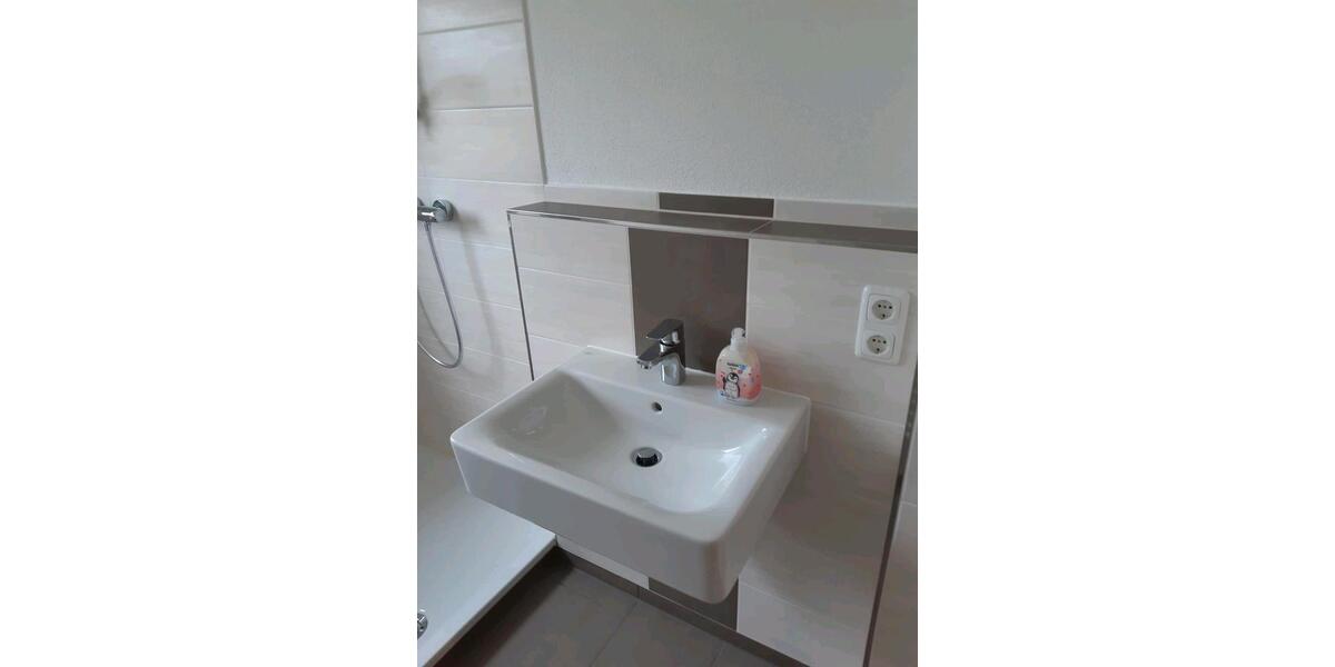 Erdgeschoßwohnung Mücke - 4 Zimmer, 98 m&sup2;, 700&euro; | Angebot:26412905
