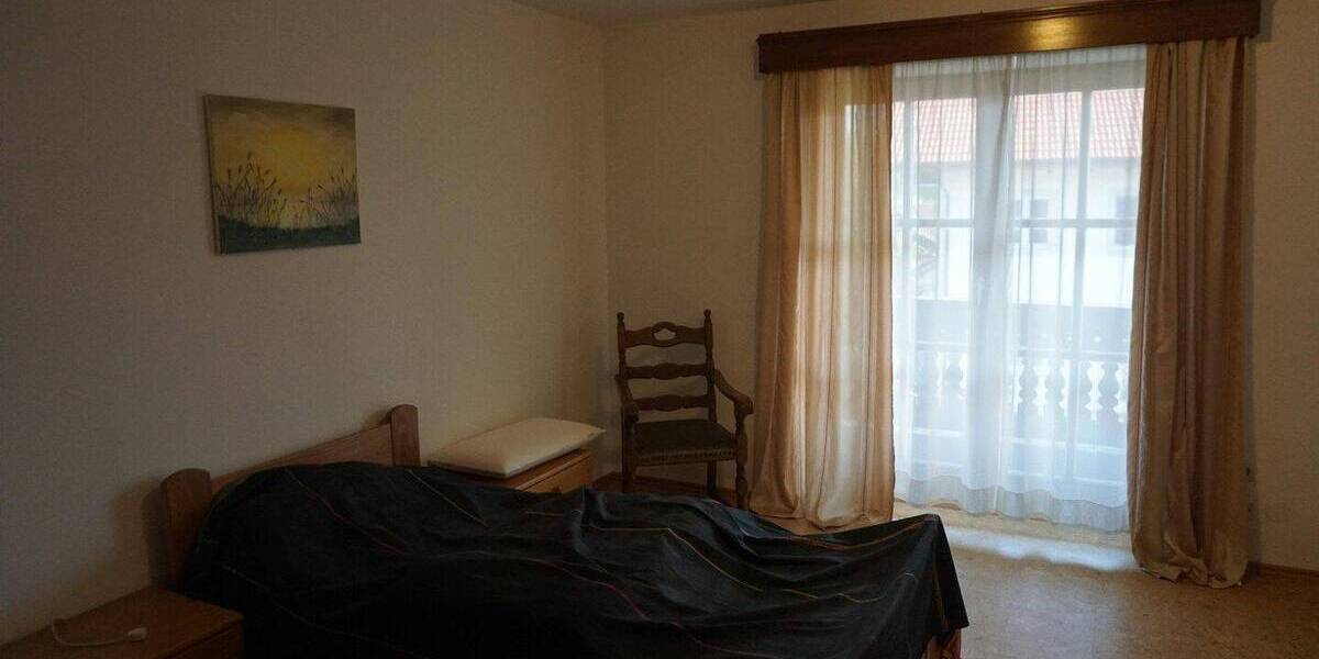 Mehrfamilienhaus, Wohnhaus Huglfing - 9 Zimmer, 250 m&sup2;, 1.250.000&euro; | Angebot:25837599