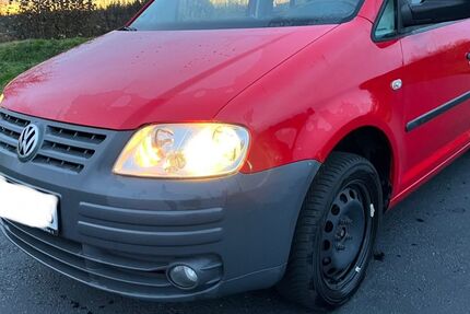VW Caddy 149.000 km 5.700 &euro; Willroth 56594