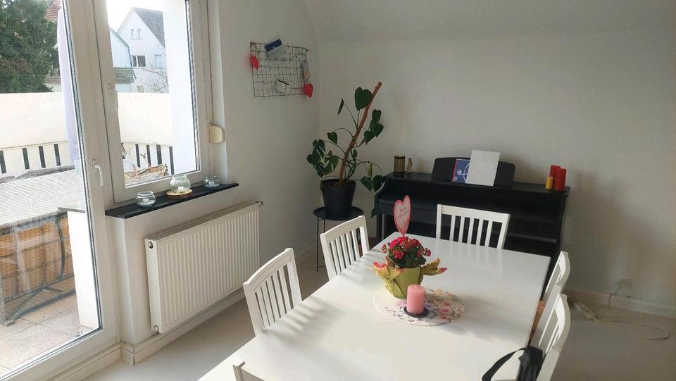 Etagenwohnung Bielefeld Heepen - 4 Zimmer, 95 m&sup2;, 1.050&euro; | Angebot:26397811