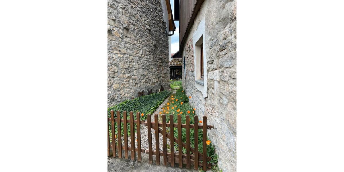 Doppelhaushälfte Starzach - 3 Zimmer, 95 m&sup2;, 830&euro; | Angebot:26613716