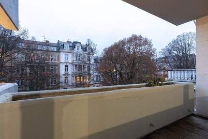 Charmanter Rohdiamant in Wiesbaden-Mitte. Beste Aussicht für Kreative und Investoren! 3 zimmer