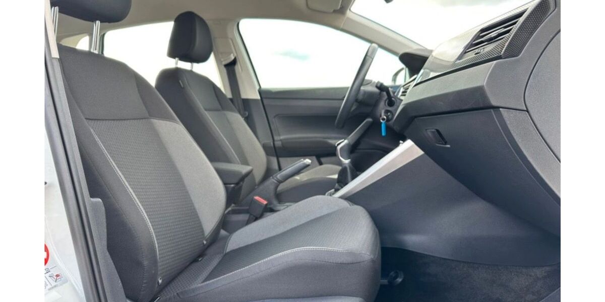 VW Polo 33.000 km 15.880 &euro; Prüm 54595