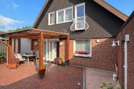 Einfamilienhaus mit Doppelgarage in Kakenstorf 6 zimmer