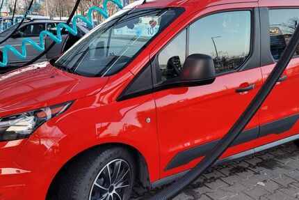 Ford Tourneo Connect 110.000 km 10.500 &euro; Berlin 13589