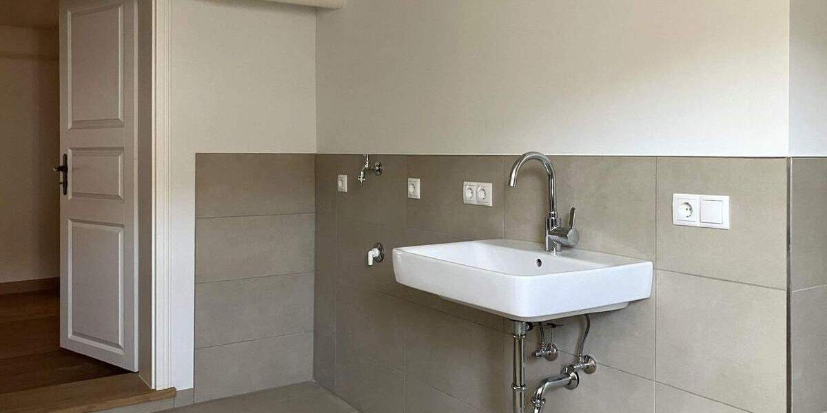 Mehrfamilienhaus, Wohnhaus Helsa - 1 Zimmer, 224 m&sup2;, 2.050&euro; | Angebot:25337459