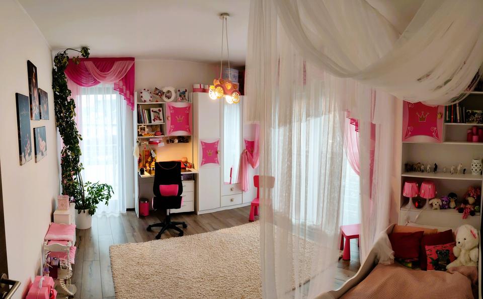 Modernes Wohnen mit Stil & Komfort: Stadtvilla mit Sauna & Garten 7.5 zimmer