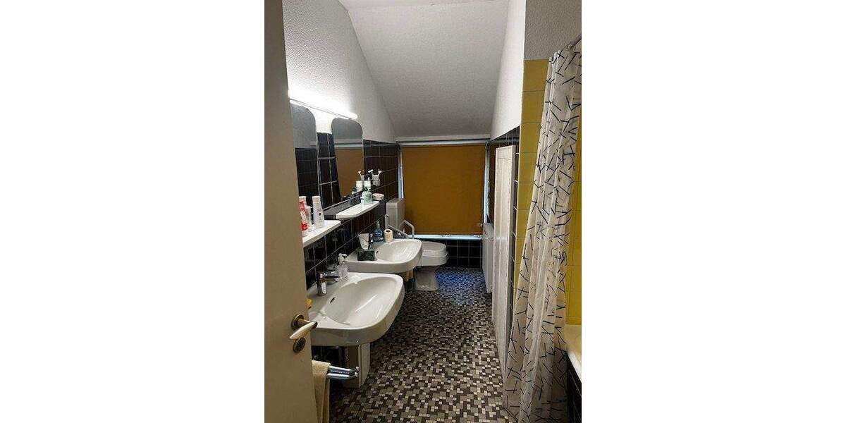 Einfamilienhaus Erwitte - 7 Zimmer, 170 m&sup2;, 290.000&euro; | Angebot:25769960