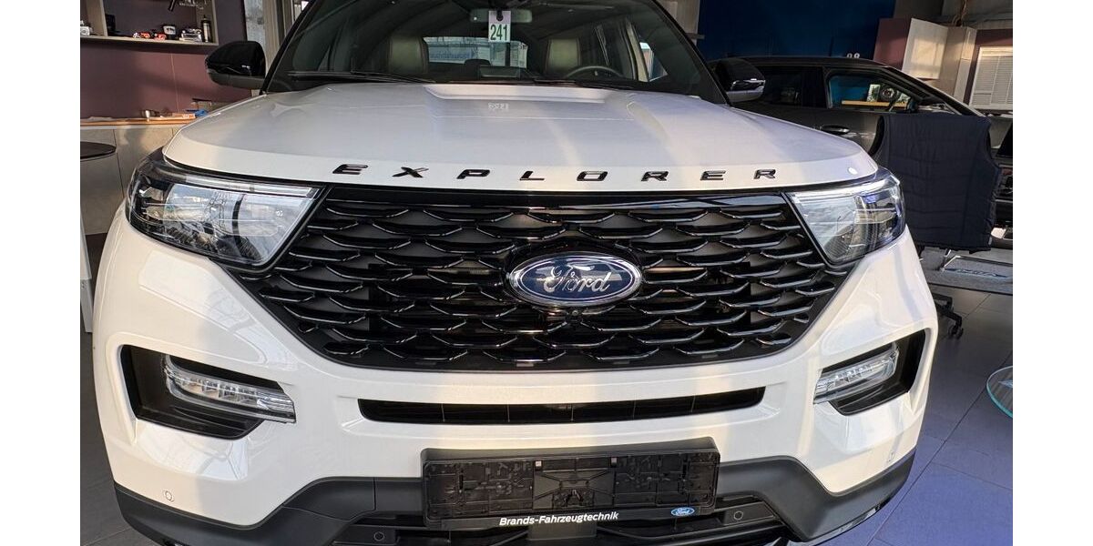 Ford Explorer 2.500 km 64.900 &euro; Frechen 50226