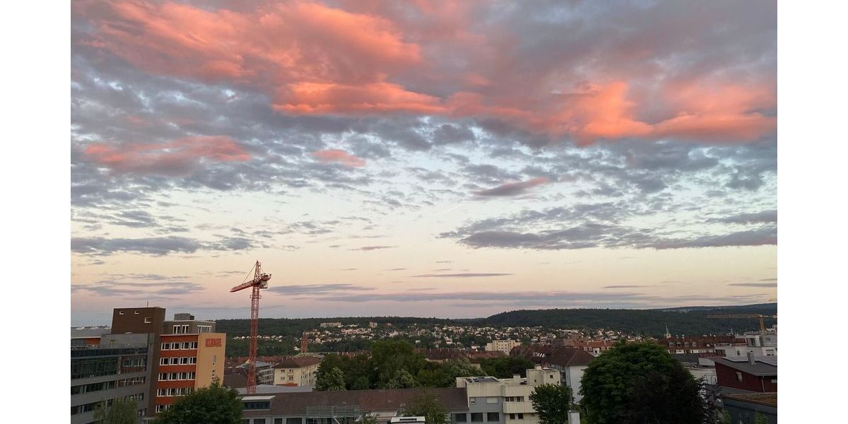 3-Zi-Wohnung mit Traumblick und LageTeilmöbliertGarageAufzug - von privat zu verkaufen! - Appartement Pforzheim Nordstadt | Angebot:26972518