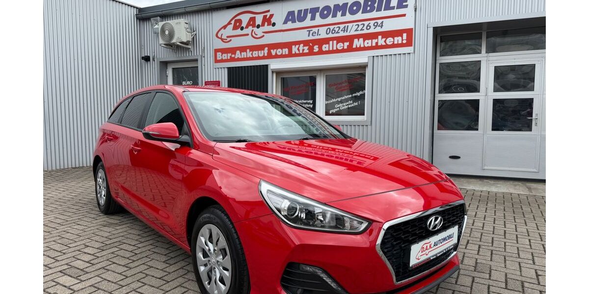 Hyundai i30 126.000 km 10.990 &euro; Worms 67547