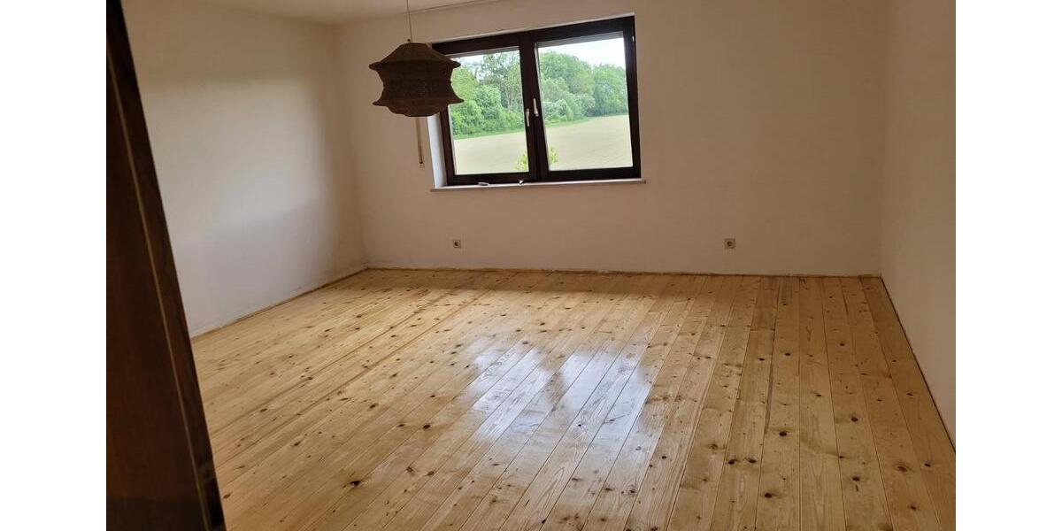 Einfamilienhaus Plattling - 5 Zimmer, 145 m&sup2;, 800&euro; | Angebot:26395370