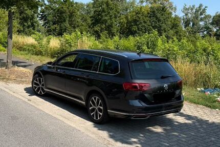 VW Passat 150.754 km 15.600 &euro; Mittenwalde 15749