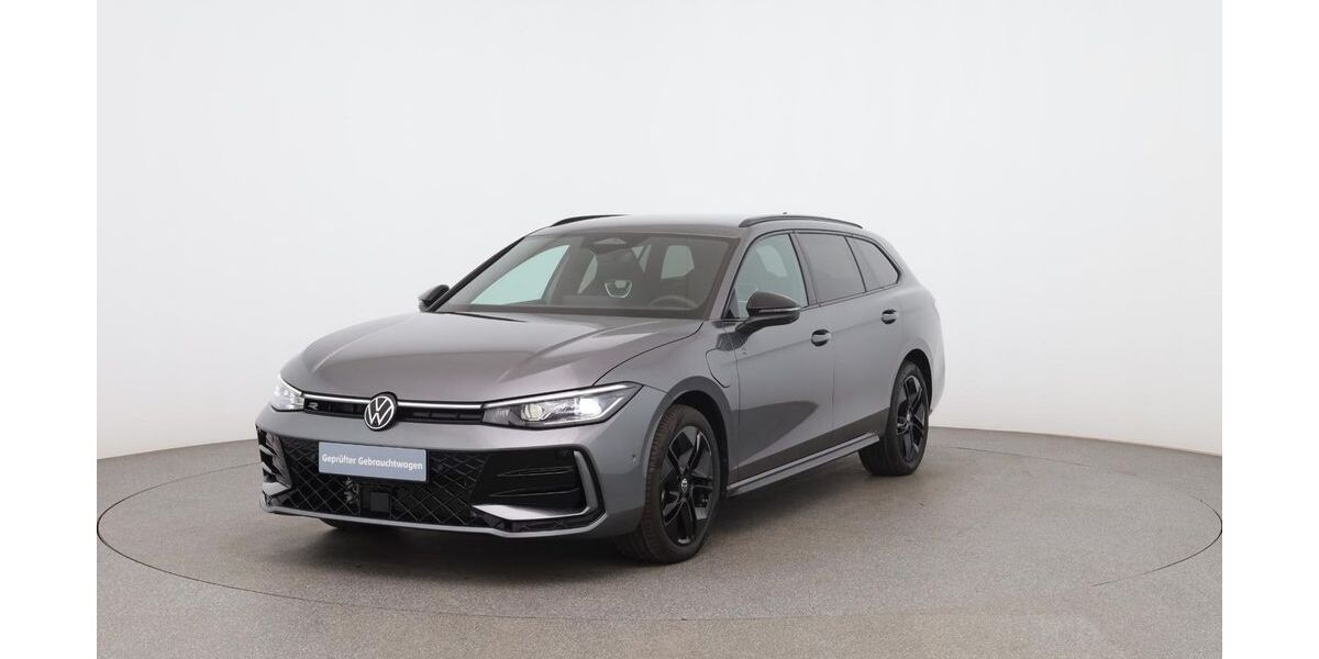 VW Passat Variant 2.600 km 42.490 &euro; Nesselwang 87484