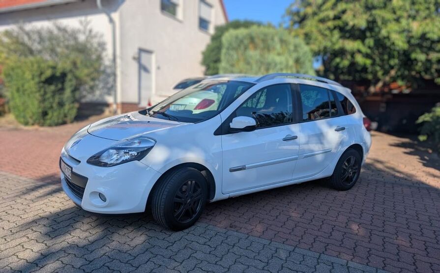 Renault Clio 106.200 km 2.900 € Alfeld 31061