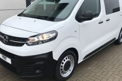 Opel Vivaro 45.000 km 22.950 &euro; Trollenhagen 17039
