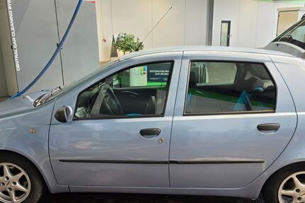 Fiat Punto 218.000 km 950 &euro; Augsburg 86199