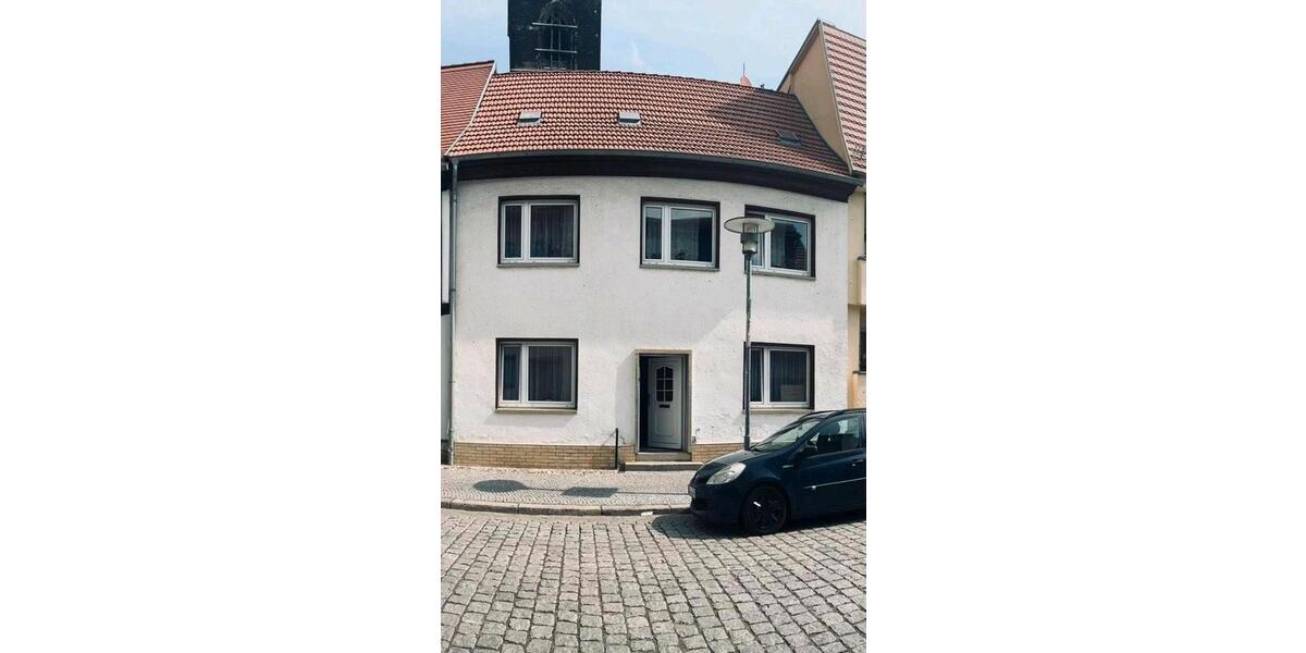 Einfamilienhaus Aschersleben - 6 Zimmer, 130 m&sup2;, 119.000&euro; | Angebot:26566753