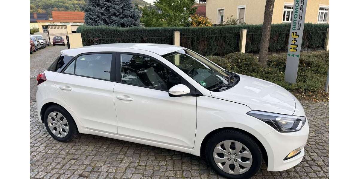 Hyundai i20 97.300 km 7.900 &euro; Freital bei Dresden 01705