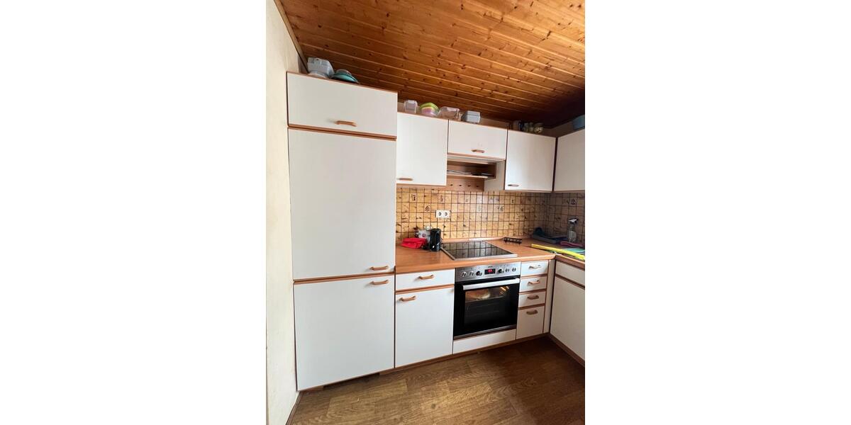 Dachgeschoßwohnung Lich - 1 Zimmer, 11 m&sup2;, 456&euro; | Angebot:26400229